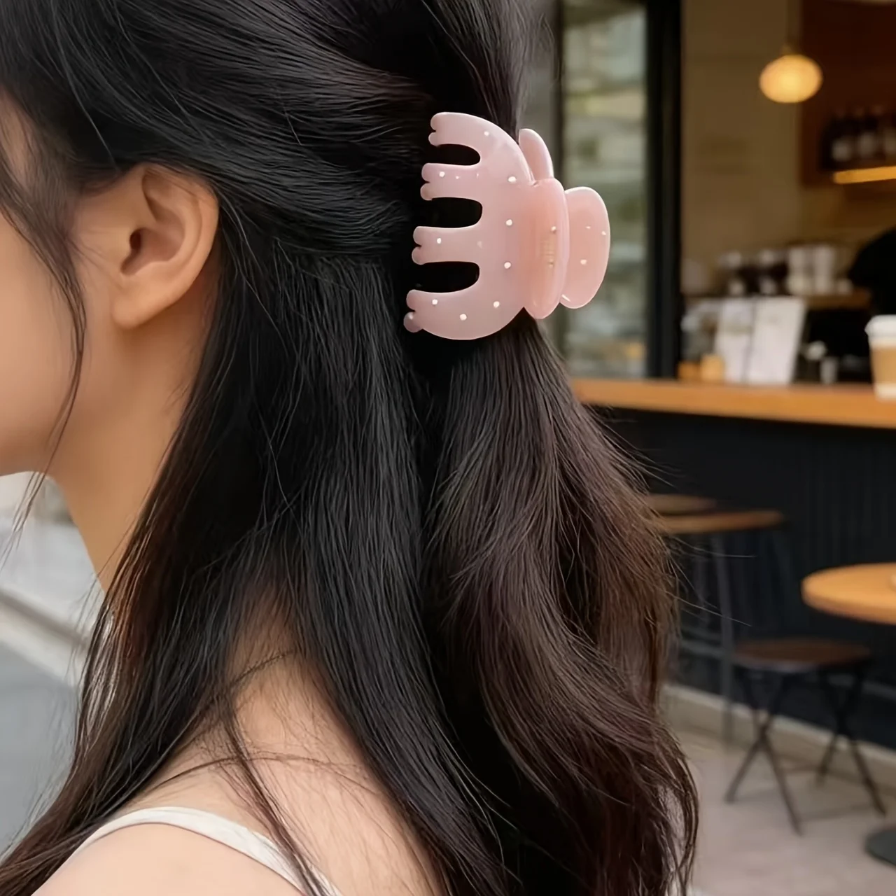 

3-Piece Set of Randomly Colored Jelly-Like Polka Dot Hair Clips, Fashionable Shark Clips for Back-Of-Head Updos, High-End Hairpins, Great Gifts for Holidays and Birthdays