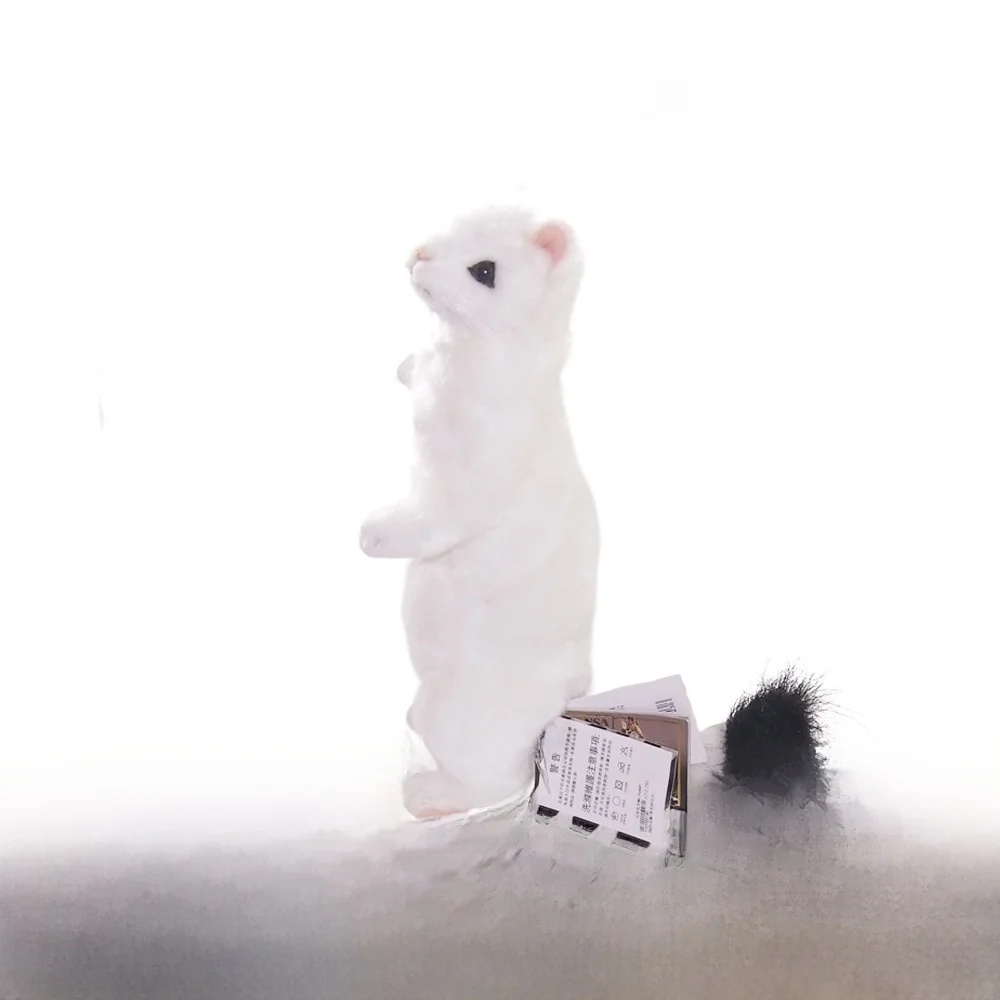 

HANSA Cute Plu Toy Reatic Fur Squirrel Doll Children's Eonal Gift Doll Snowoe Hare Pluie Soft PP Cotton Stuffed