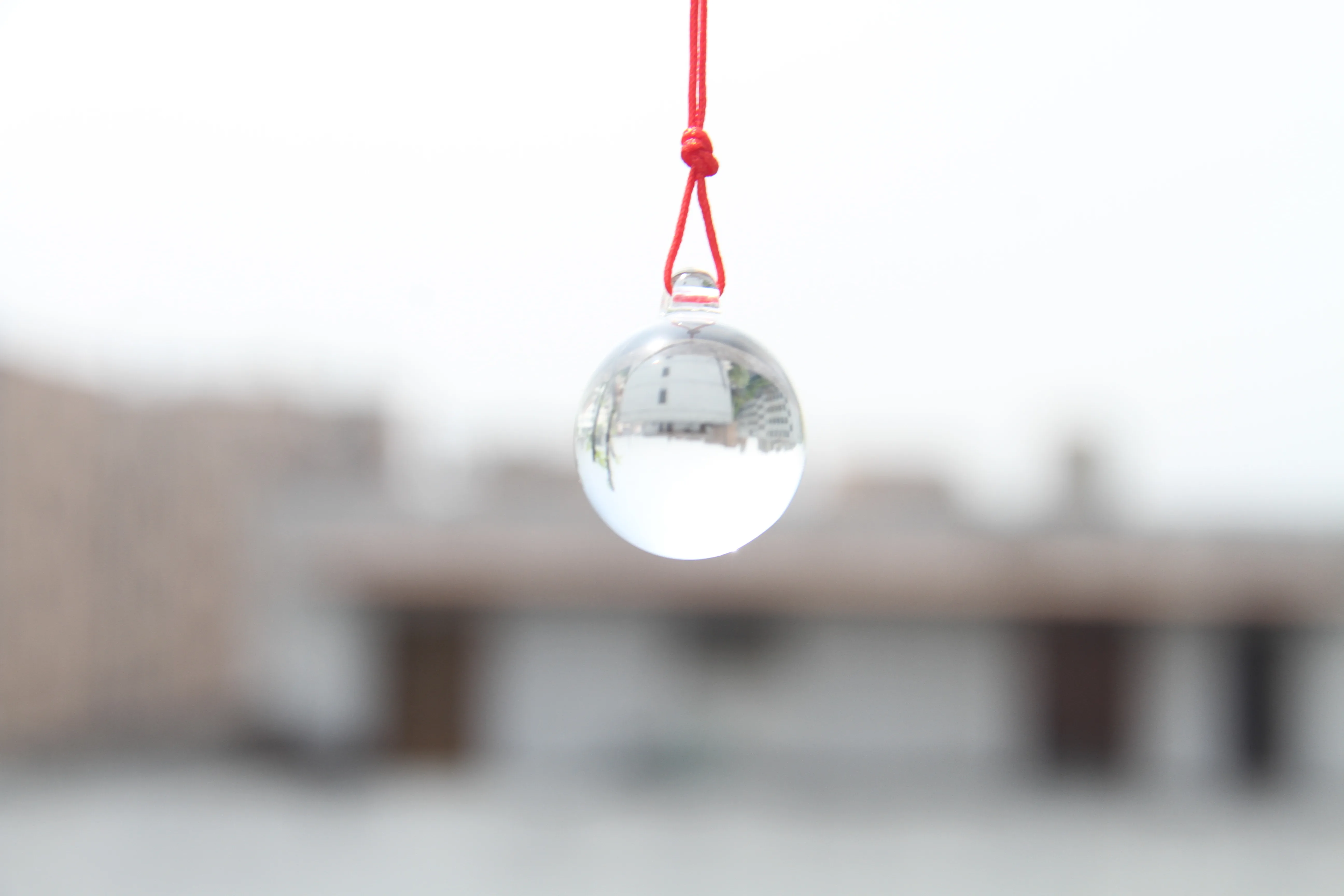 Clear Crystal Faceted Smooth Balls Glass Hanging Pendant with Red Strand For Suncatcher Necklace Fenshui Home Marrige Decor