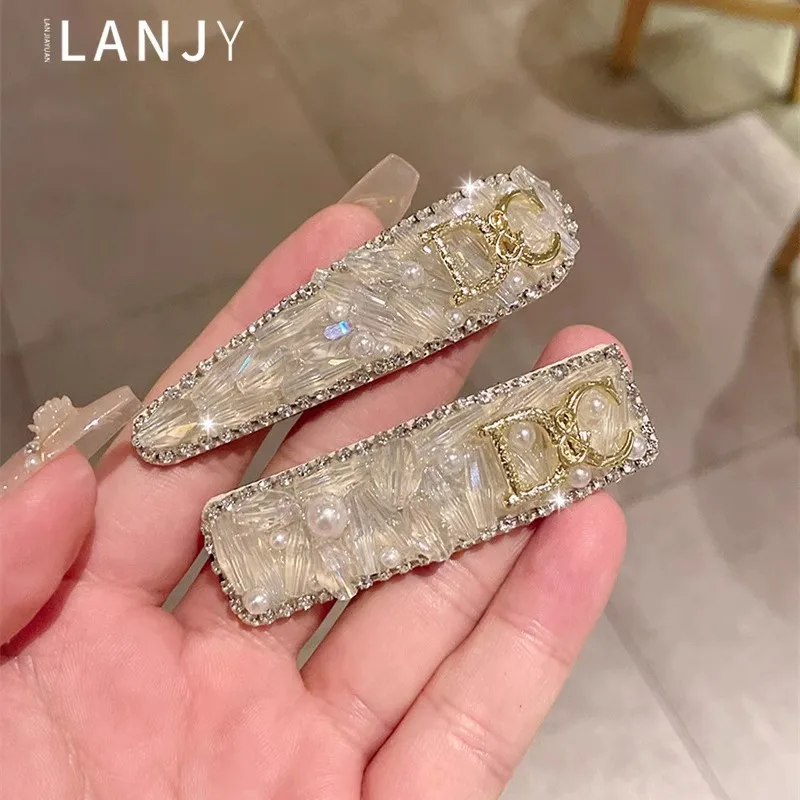 

Korean 3D Alphabet Rhinestone Hair Clips Simple Cute Side Bangs Baby Hair Grips Flat Bobby Pins Fashion