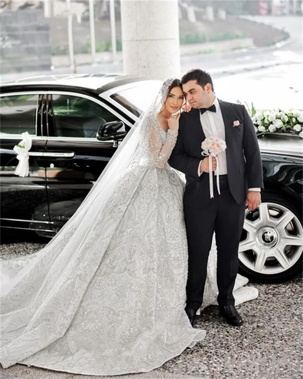 Flavinke مخصص المملكة العربية السعودية فساتين زفاف مطرزة ثقيلة 2025 رداء De Mariee كريستال الكرة ثوب العروس فساتين زي العرائس