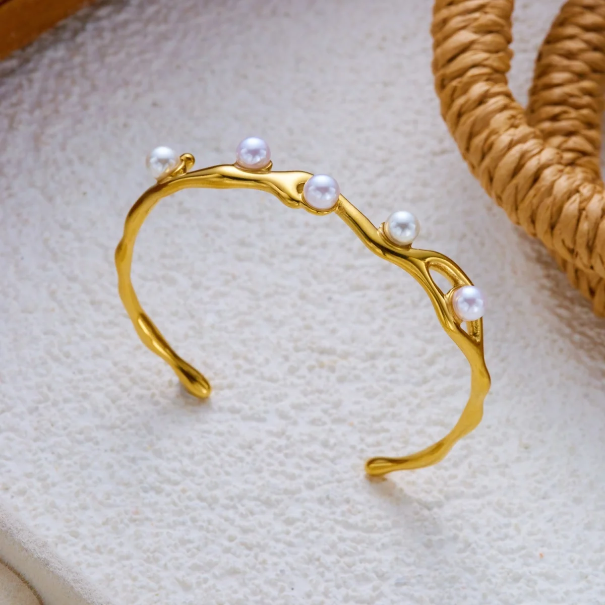 Vintage-Armreifen aus Edelstahl mit simulierten Perlen und Wellenmuster für Damen und Herren, bunter Zirkon-Stern, Liebesherz, gedrehter Armreif, Schmuck – Detail 25