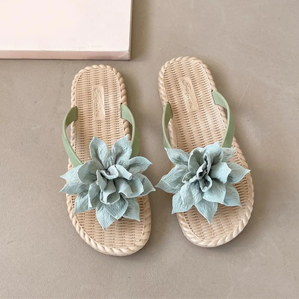Comfortable Toe Post Sandals Durable Sole Flip Flops Women’s Floral Flip Flops Lightweight Thong Sandals Non-slip Summer Beach
