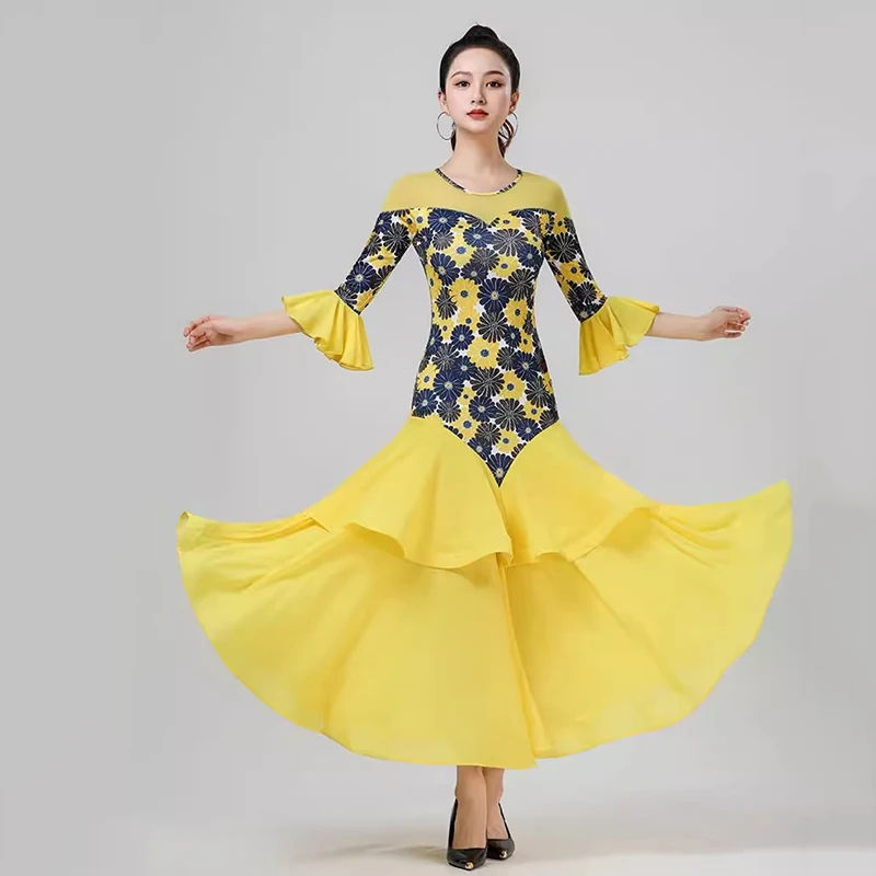 

2024 New Elegant Ballroom Dance Dress Women Competition Modern Dance Clothes Big Swing Tango Waltz Practice Costumes