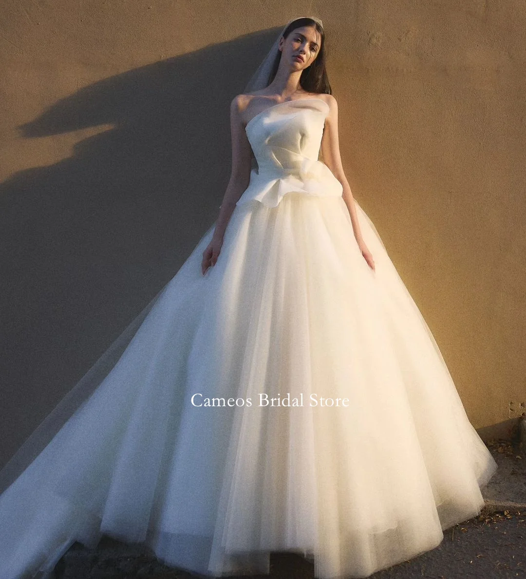 

SONDR Korea A-Line Wedding Dress Custom Made Organza Classic Bride Dresse Strapless Lace-up Back 웨딩드레스 Wedding Gown Bridal