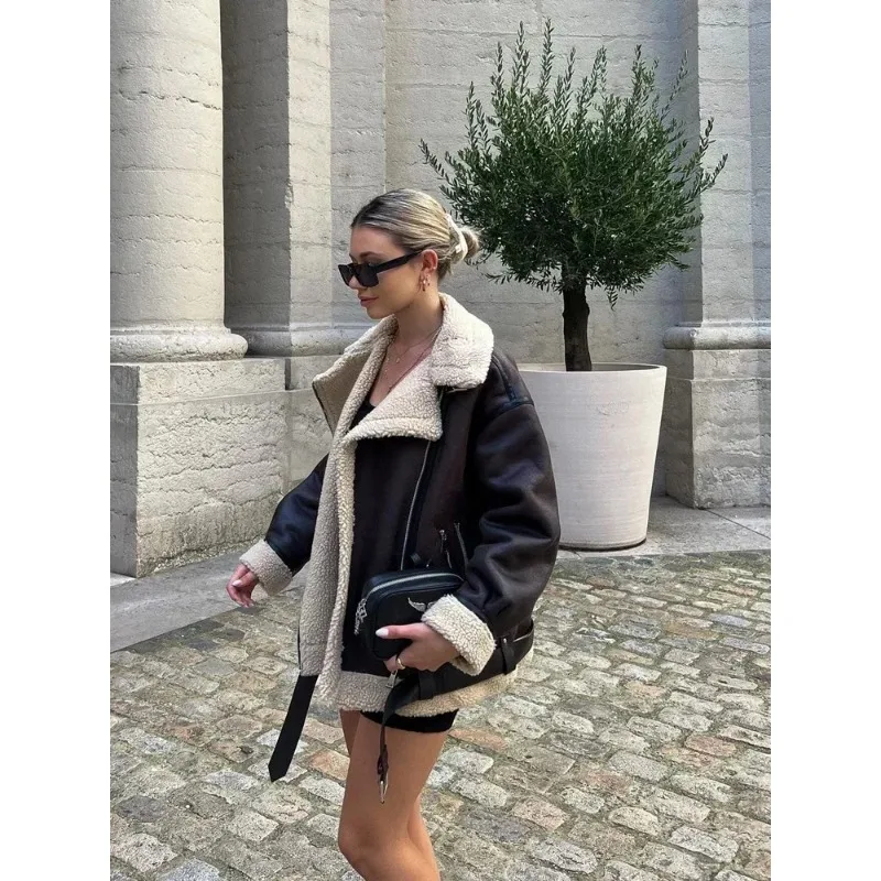 

Новые зимние пальто и куртки: теплая куртка из искусственной кожи, утепленная, оверсайз, с длинными рукавами, люксовая женская куртка 2026