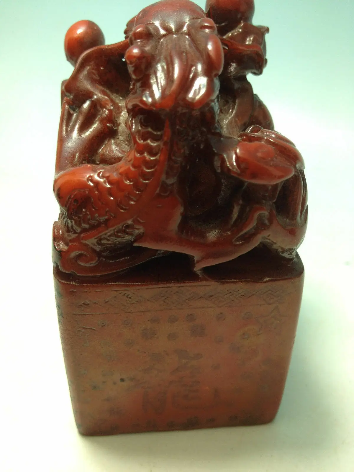 Chinese shoushan stone Hand-carved Dragon Seal Statues home decor