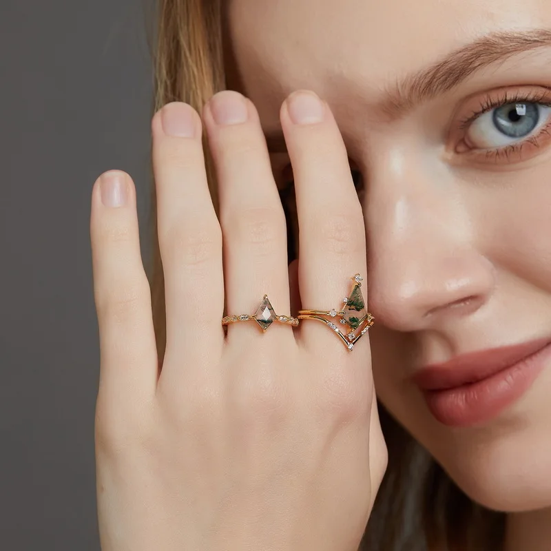 Women's Kite Cut Moss Agate Engagement Ring Gold Plating Celestial Stackable Rings for Wedding Anniversaries