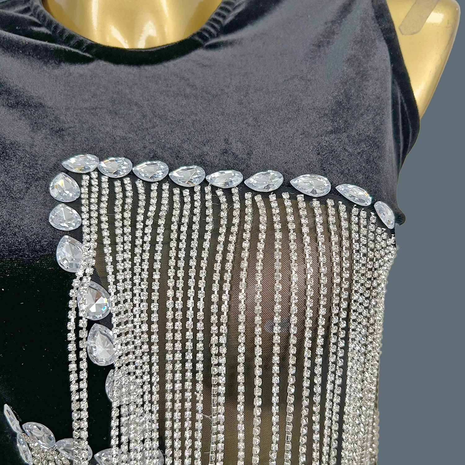 

Sparkly Crystal Silver Chain Velvet Short Dress Party Outfit Birthday Evening Dress Sexy Event Show Costume Stage Wear Yanhui