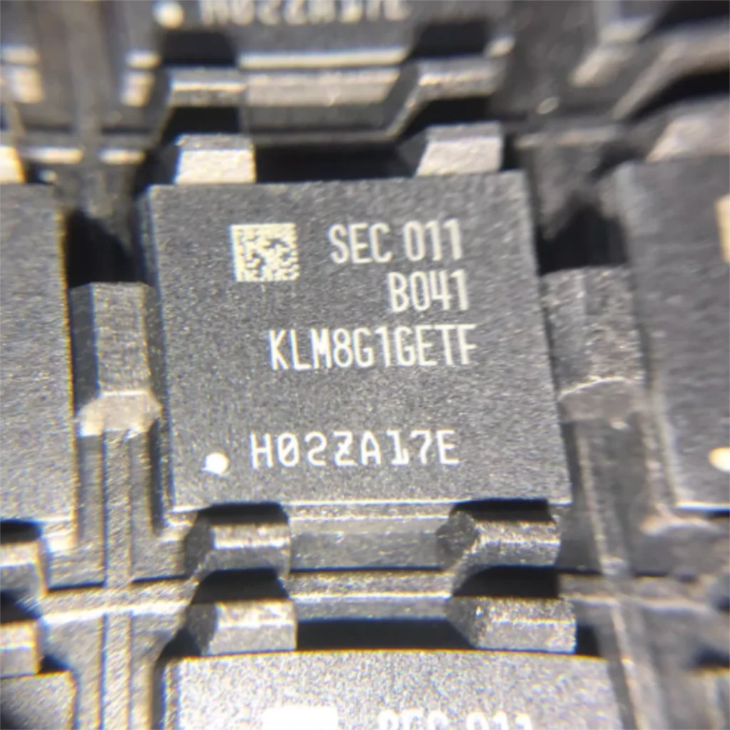 

50PCS/LOT KLM8G1GETF-B041 8G Emmc 5.1 BGA153 Memory Chip