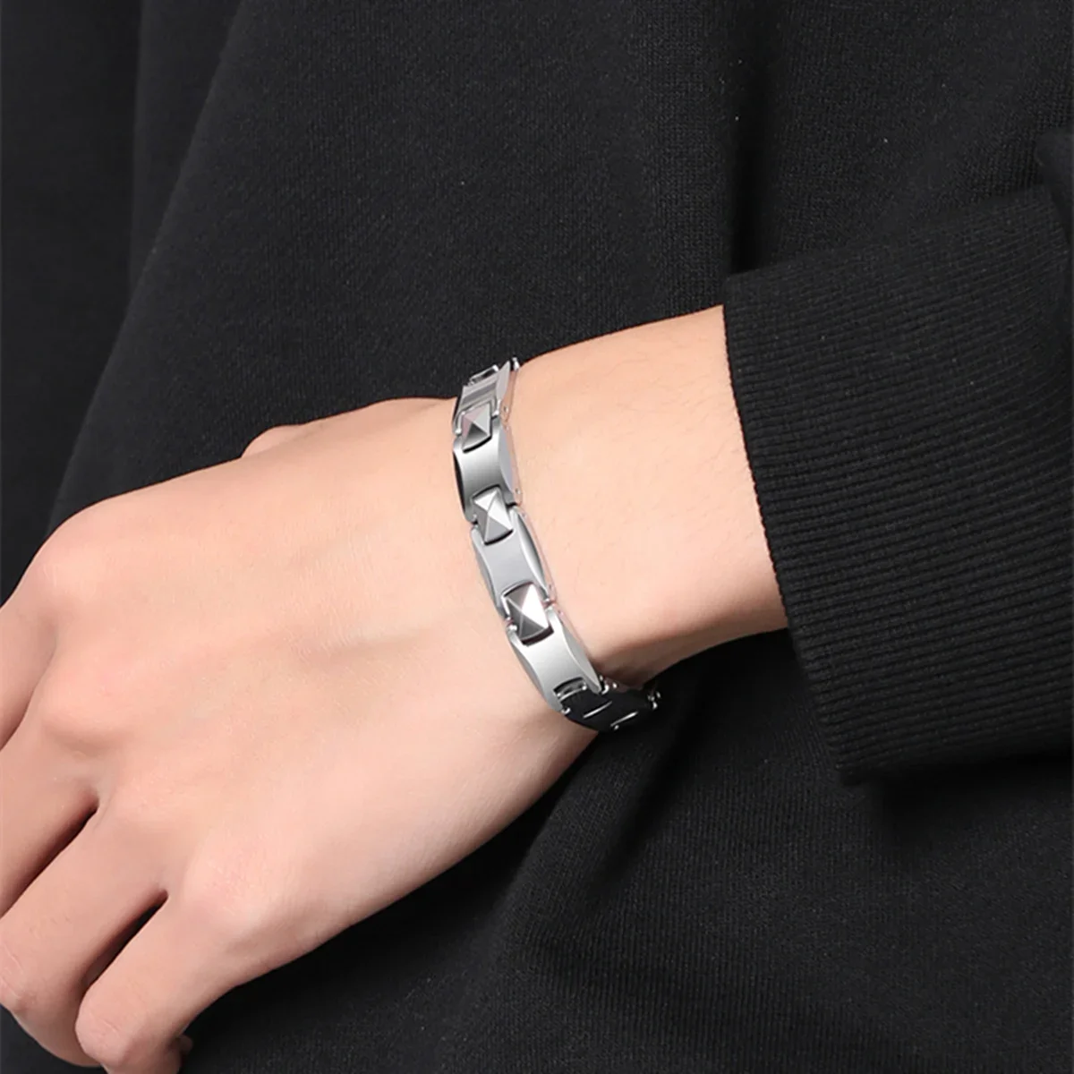 ARADOO Titanium Steel Bracelet with Pyramid Design Energy-Balancing Necklace Stainless Steel Wristband Jewelry Gifts
