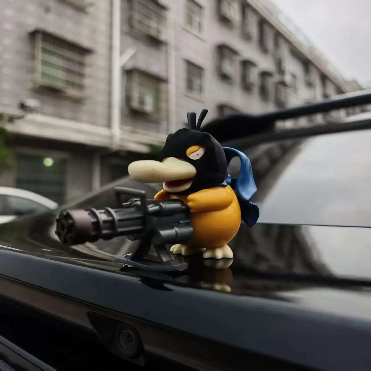 Pokémon Psyduck Auto-Motorhauben-Ornament Kleine Figur Auto-Dekoration Road Bandit Gatling Auto-Heckfigur Spaßspielzeug – Detail 2