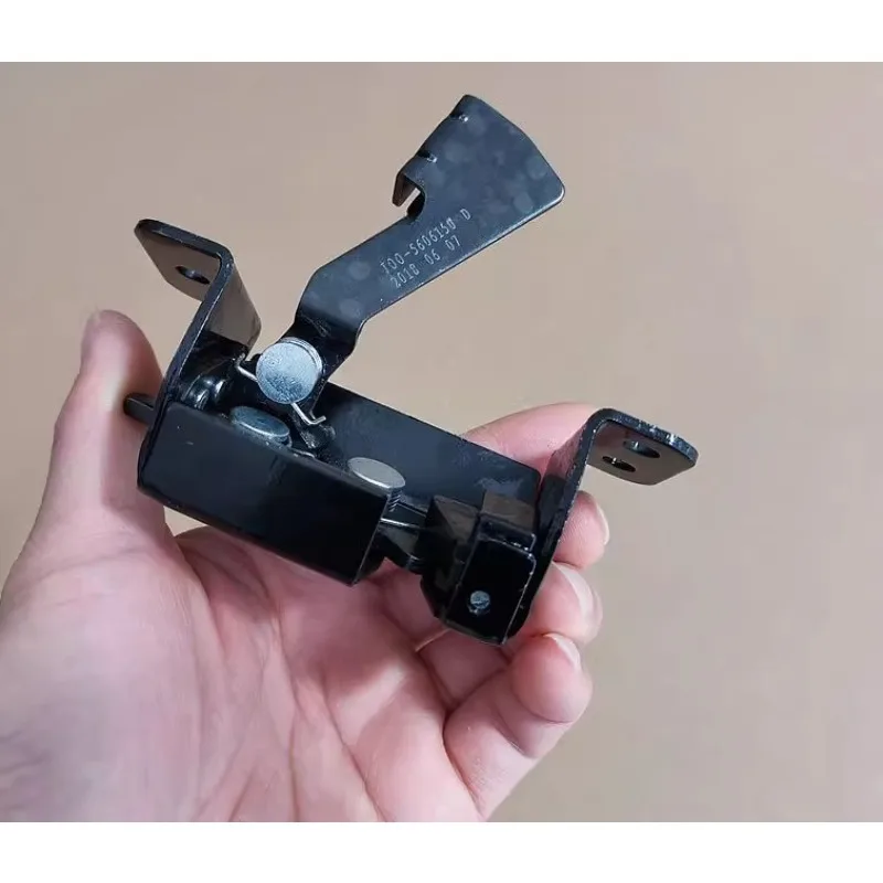 J00-5606150 Luggage…