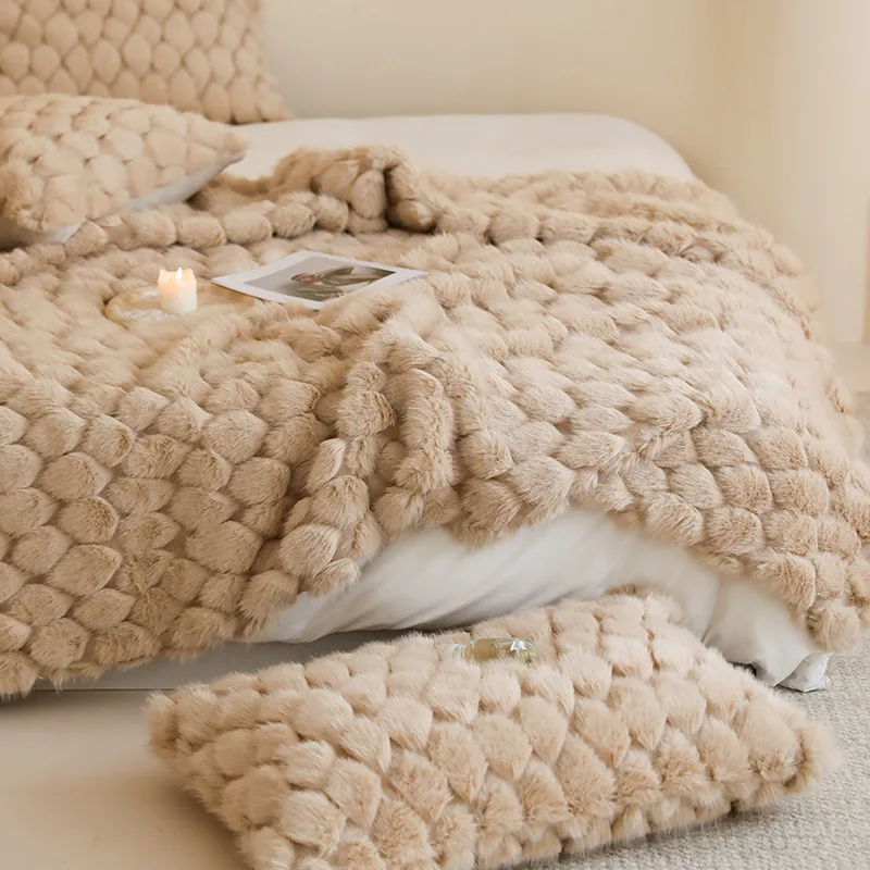 

Premium Fox Fur Blanket Sofa Faux Fur Throw for Bed Fluffy Soft Extra Large Throw Cozy Plush Microfiber Bedspreads Blanket Quilt