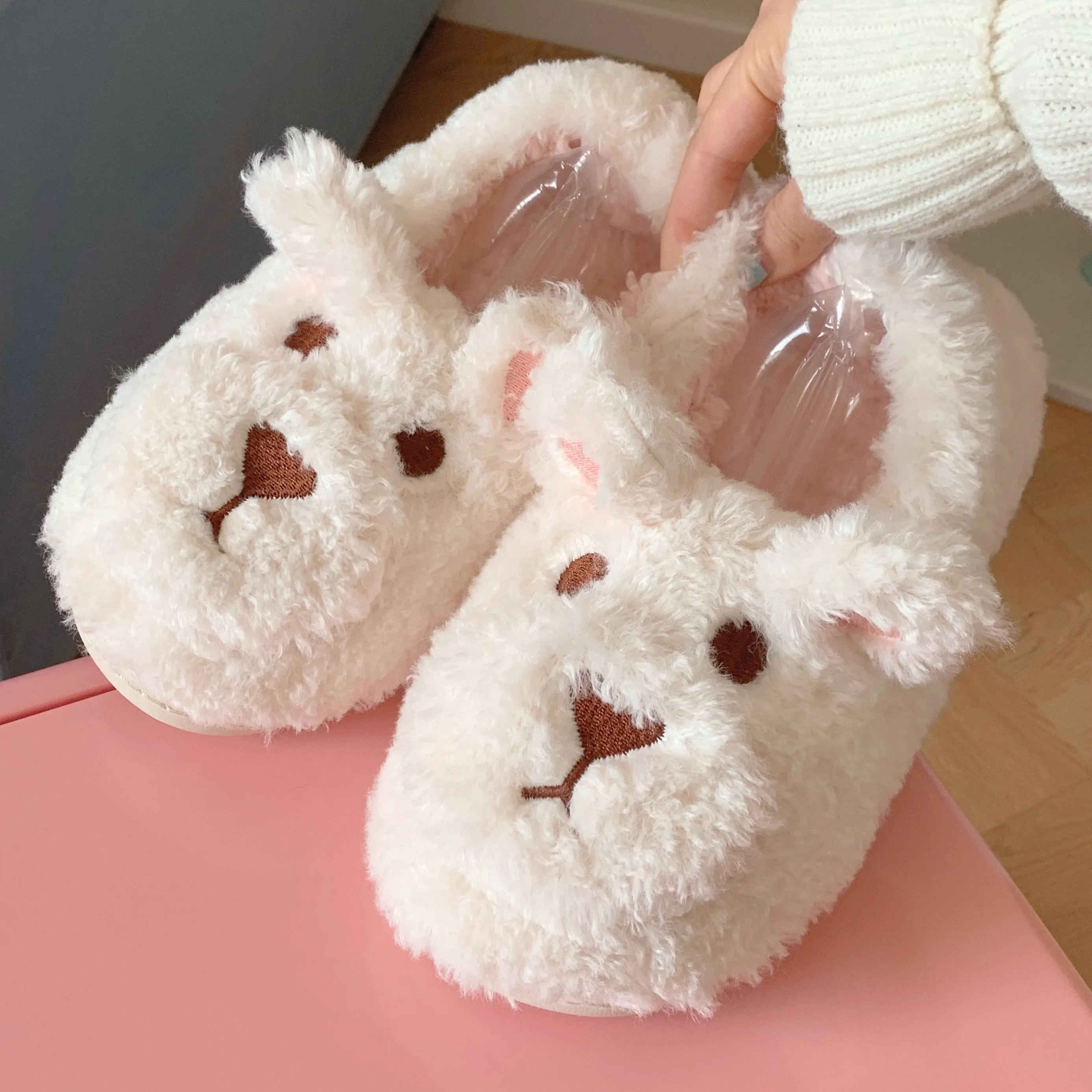 Cute Plush Home Slipper For Women 2023 Winter Warmth Indoor Anti Slip Cartoon Dog Home Cotton Slippers For Female