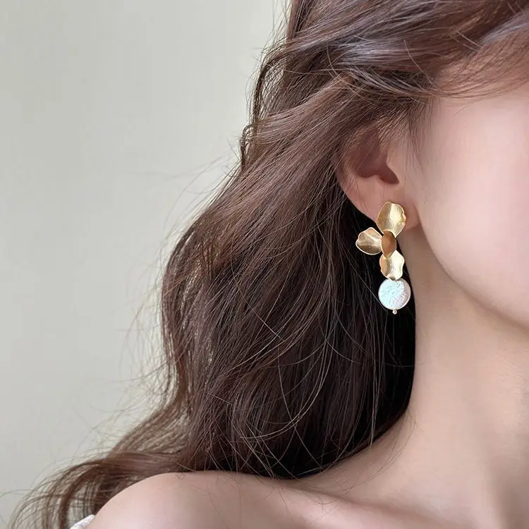 New 925 Sterling Silver Drop Earrings Golden Flower Petal Pearl Elegant For Women Girl Gift Jewelry Dropshipping Wholesale