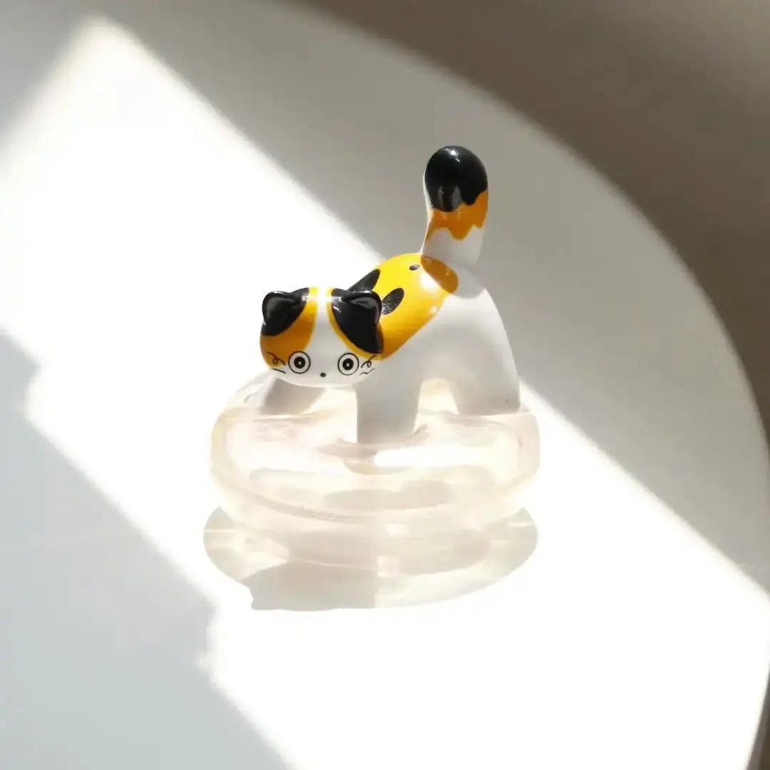 In Stock Qualia capsule toys Neko hachi calico Cat and Soap Bubble Mascot Figure naughty kitten bathing heart ornament gasha