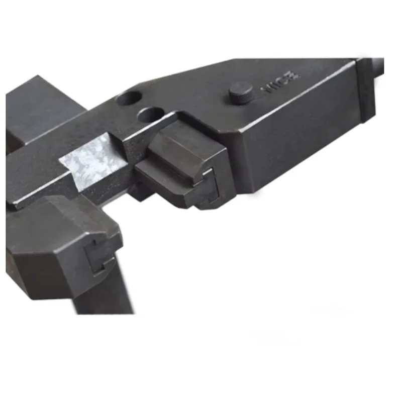 

Vise Type Diesel Injector Turnover Stand | Common Rail Assembly Disassembly Fixture Clamping Repair Tool