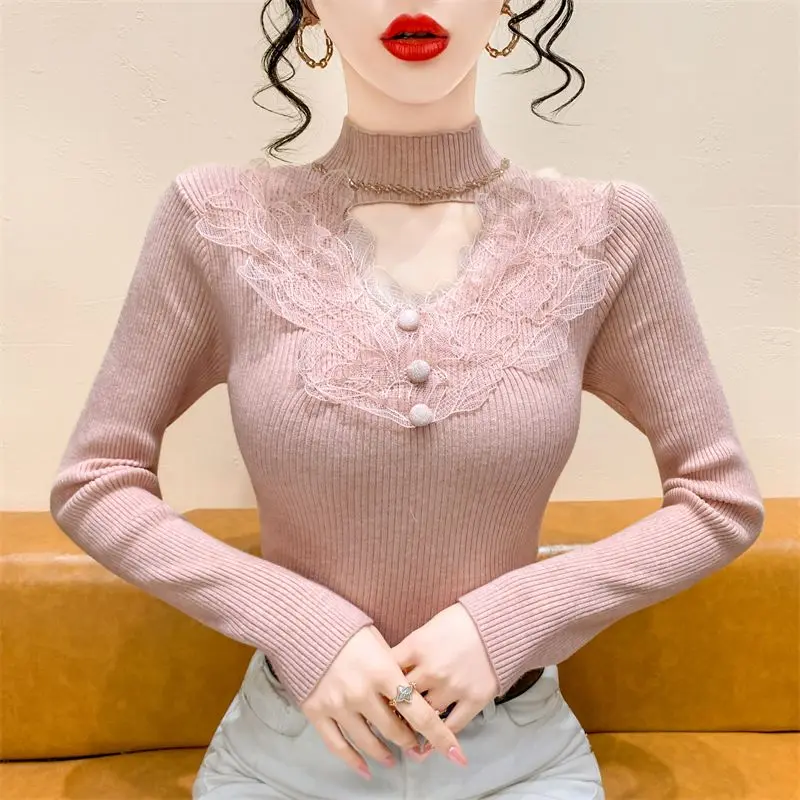 Korean Style Fashion Lace Splicing Heavy duty Nail Drill Thread Hollow Out Knitted Shirt Women's 2025 Autumn New Pullover