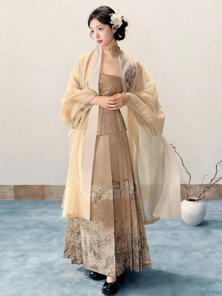 

New Chinese Style Embroidered Silk Fishbone Maqian Skirt High Waist A-Line Polyester Fiber Traditional Culture Type Summer 2026