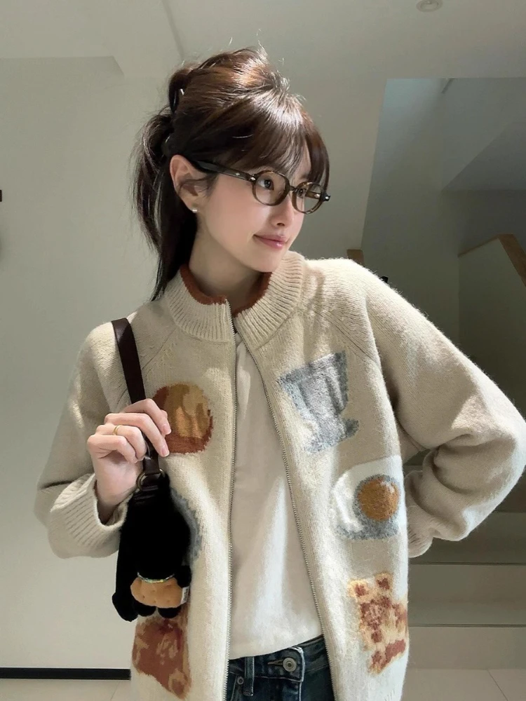 

Women Campus Style Knitted Cardigan Autumn Winter Oversized Lazy Zip-Up Jacquard Sweater Coat Vintage Cartoon Pattern Casual Top