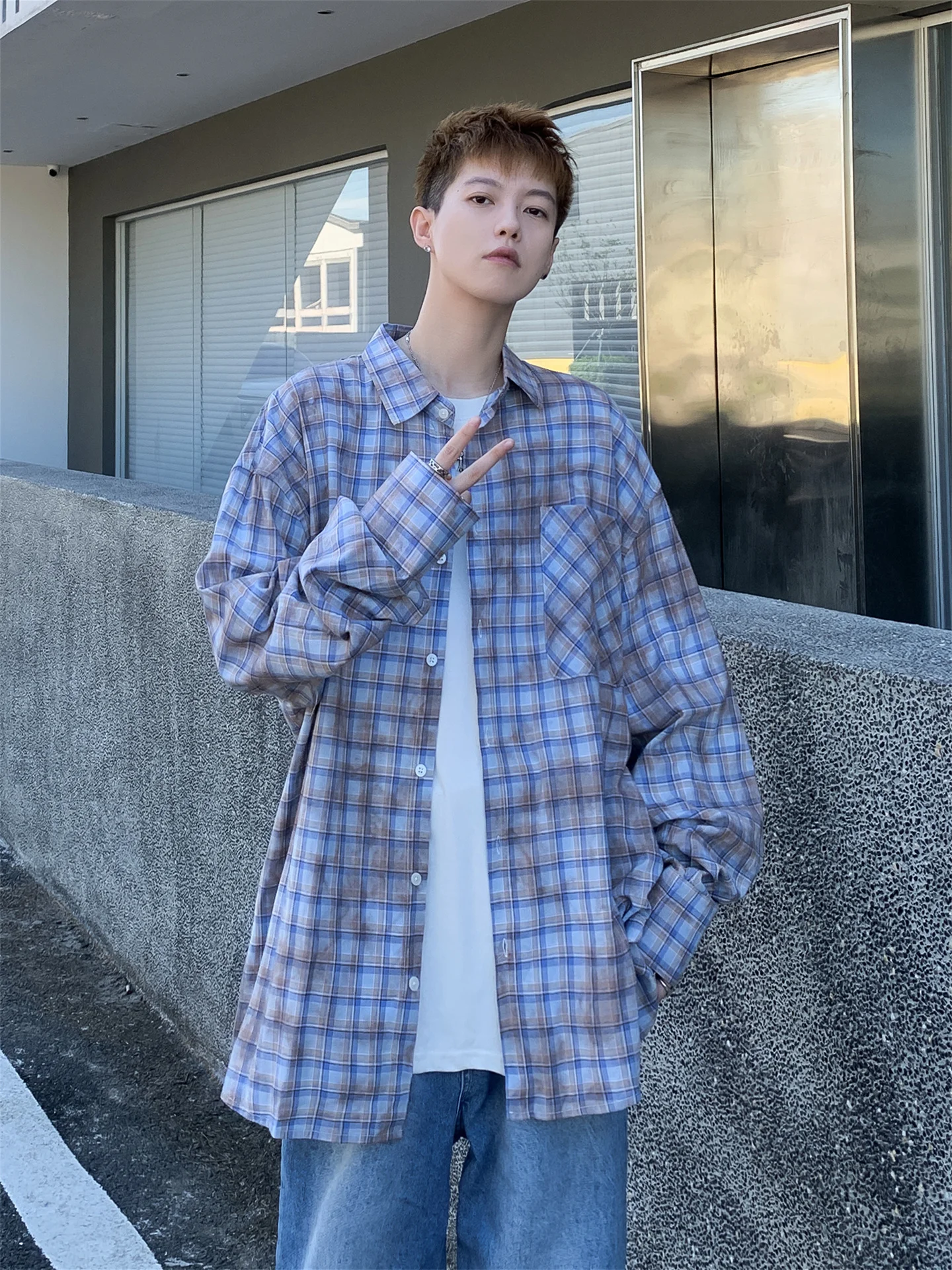 

Retro Blue Plaid Men's Casual Loose Tie Dye irt Street Sle High School Student American Leisure irt Long Sve Button up