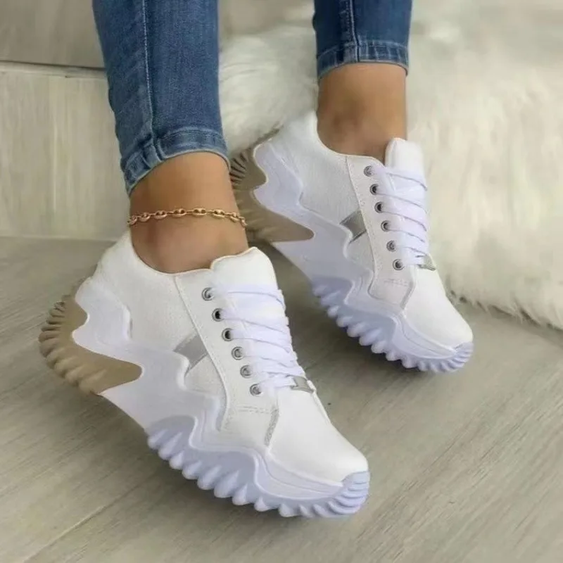 Sapatilhas de plataforma vulcanizada respirável para mulheres, sapatos de lona casual, fundo grosso, topo baixo, tamanho grande, verão