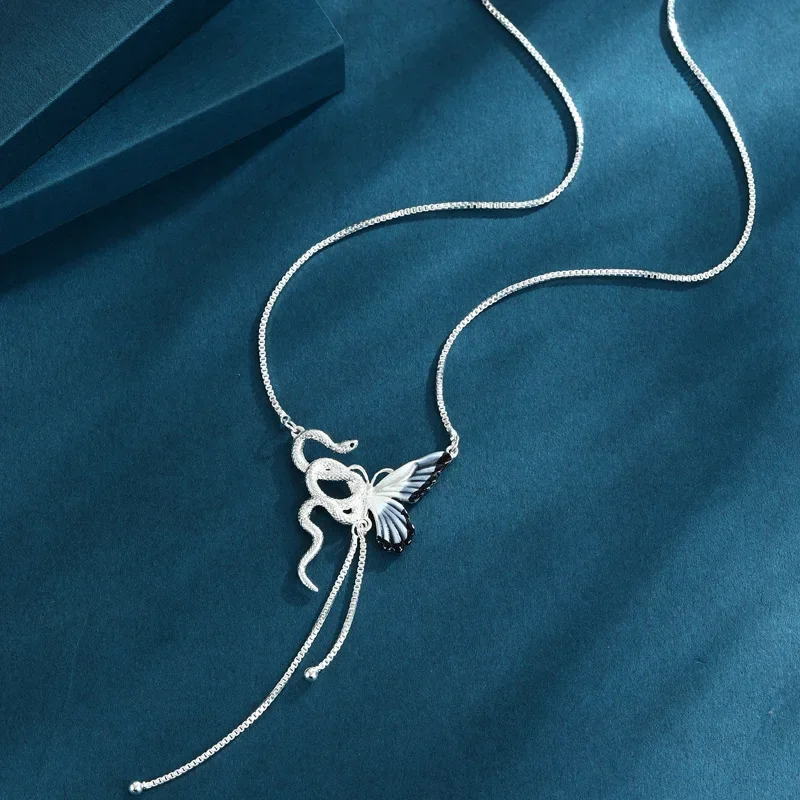 

Half-butterfly fairy snake tassel necklace, autumn and winter necklace, blue patchwork personalized collarbone chain