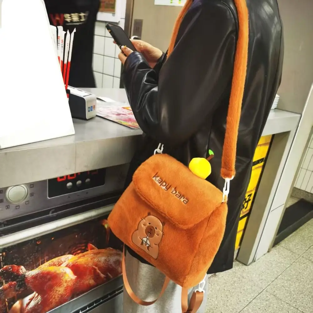 オレンジカピバラバックパックぬいぐるみ大容量肩デュアルユースナップザックポータブルソフトカピバラアニメショルダーバッグ女の子男の子