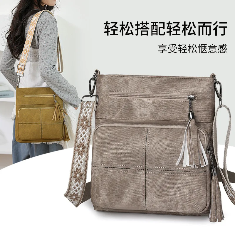 Durable and dirt-resistant, multi-pocket women's single-shoulder bag, vertical square, large-capacity, lightweight crossbody bag