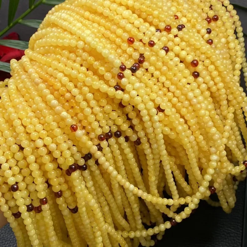 

Natural 108 Buddha Beads 5mm Russian Material Full Honey Chicken Oil Yellow with Beeswax Chain