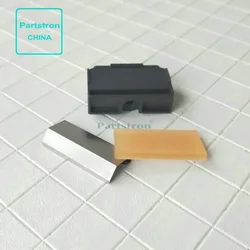 Oryginalny nowy szczypce do zdejmowania izolacji Pad montaż 019-11831 019-11832 019-11833 Fit dla Riso powielacz GR271 273 373 2000 2700 2710 2750 3700 3710 3750