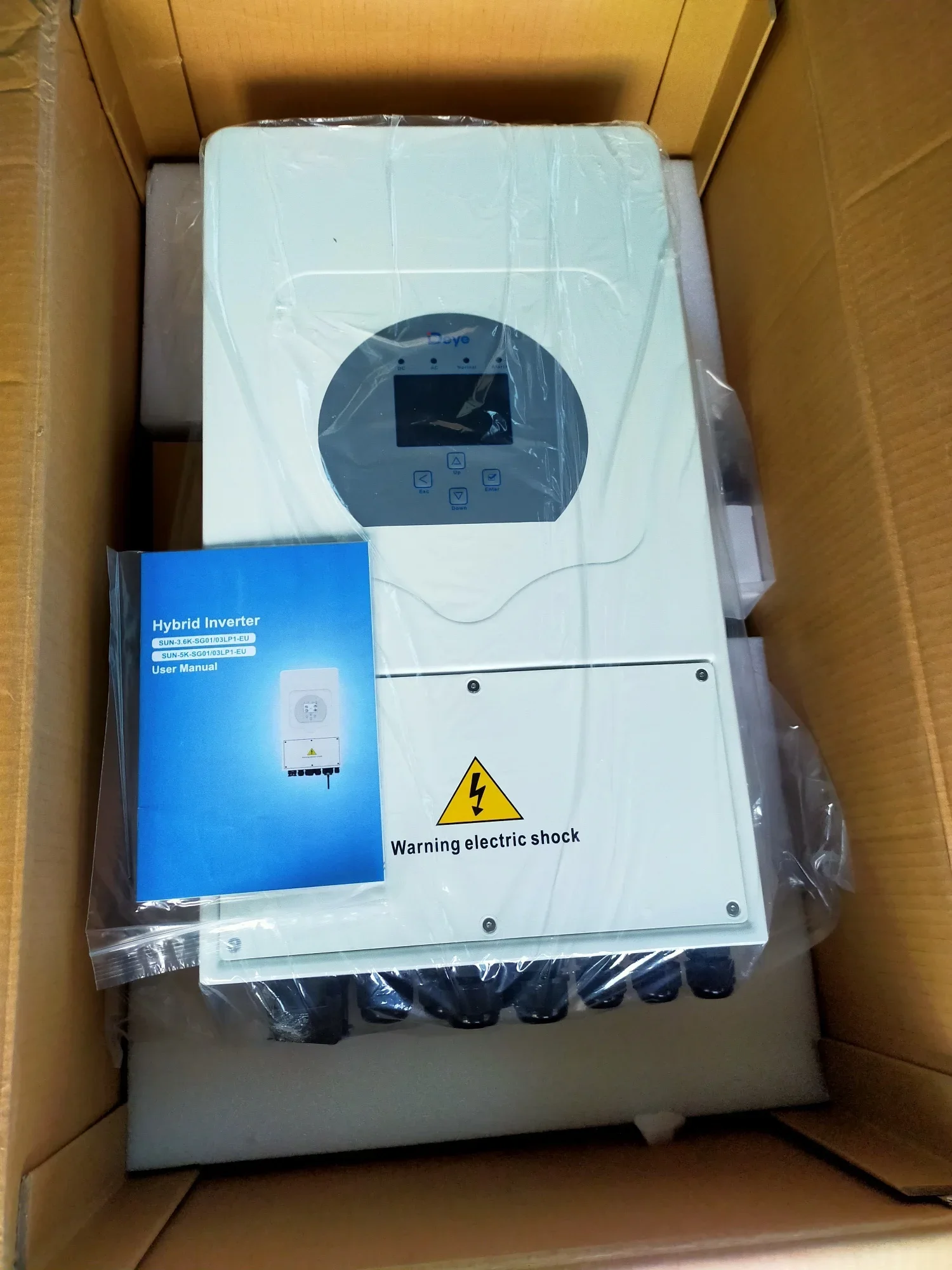 China supplier deye 3kw 3.6kw hybrid inverter sun-3.6kw-sg03lp1-eu deye germany warehouse solar energy system deye distributor