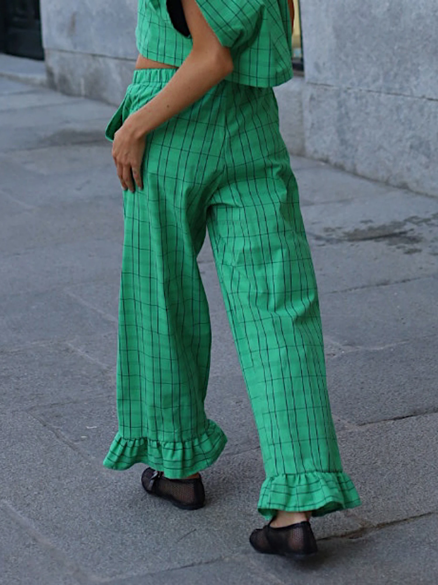 Women s Stylish Flared Trousers with Vertical Stripes and Elastic Waistband Perfect for Casual Streetwear Fashion