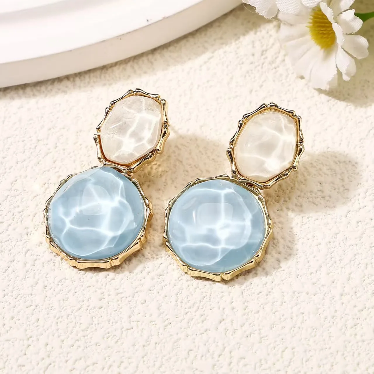 Water Ripple Resin Women’s Earrings Vintage style Resin and Acrylic Irregular Geometric Pendant Earrings