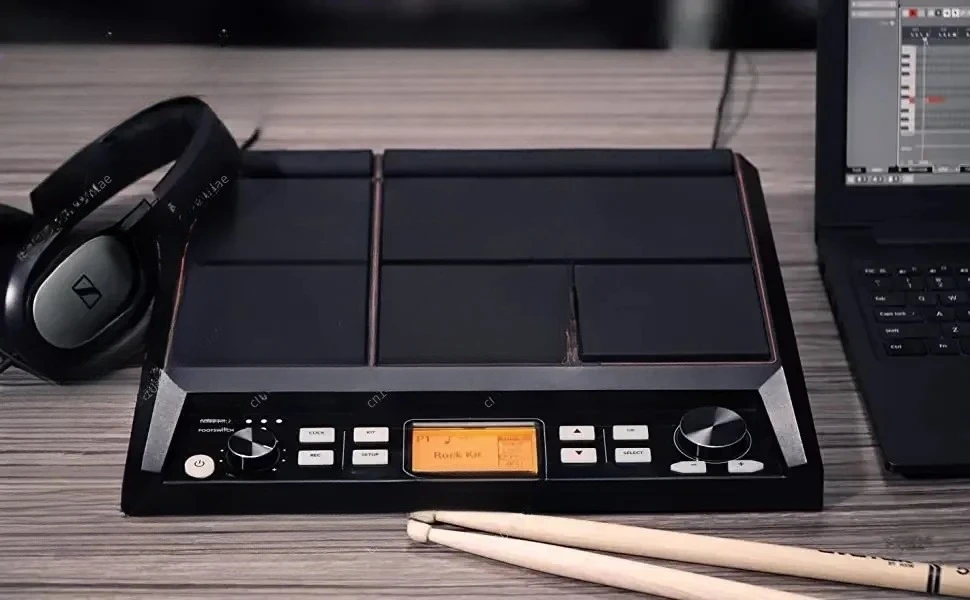 

PD705 Percussion Pad 9-Sample Pad All-in-one Multipad Tabletop Electric Drum Set