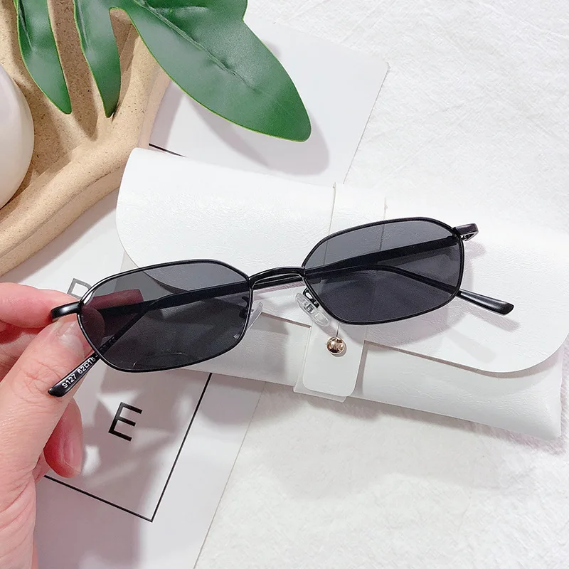 Neue Quadratische Sonnenbrille für Damen und Herren, Rechteckige Sonnenbrille mit Metallrahmen, Ovale Brillen für Männer und Frauen – Detail 2