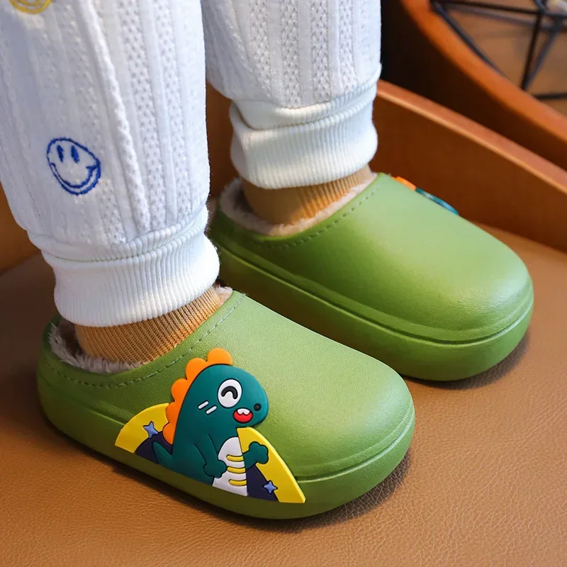 Baby-Baumwollpantoffeln für Herbst und Winter zu Hause, wasserdicht und plüschig, modisch und niedlich für Jungen und Mädchen. – Detail 8