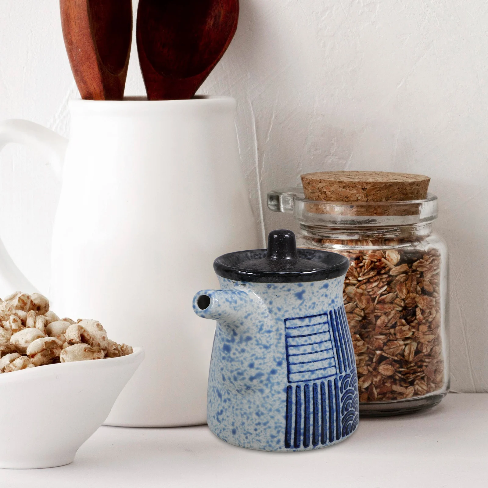 

Japanese Style Ceramic Condiment Pot Soy Sauce Dispenser Vinegar Jar for Kitchen Oil Dressing Storage Container