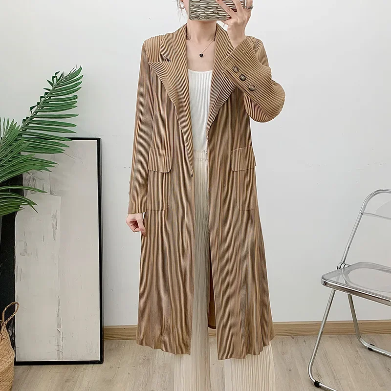 MIA XU Pleated Jacket Stretch Windbreaker  Female 2025 Spring New Thick Material Large Toothpick Leisure Elegant Outer Cardigan