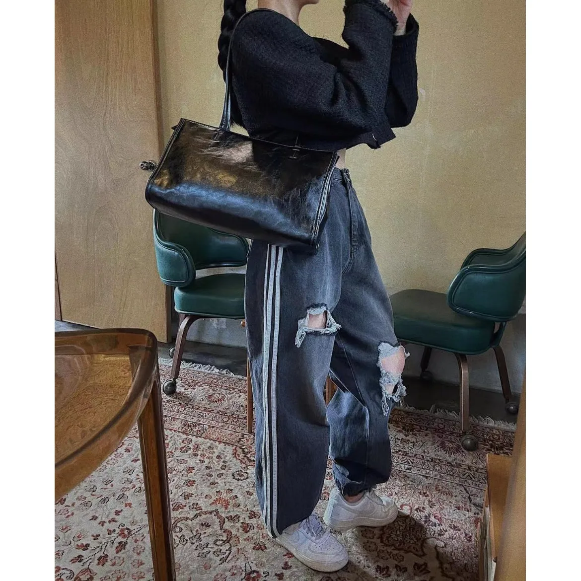 

Fashionable Retro Striped Denim Jeans Ladies Loose Fit Natural Waist Distressed Vintage Style All Season Cotton 100% Jeans