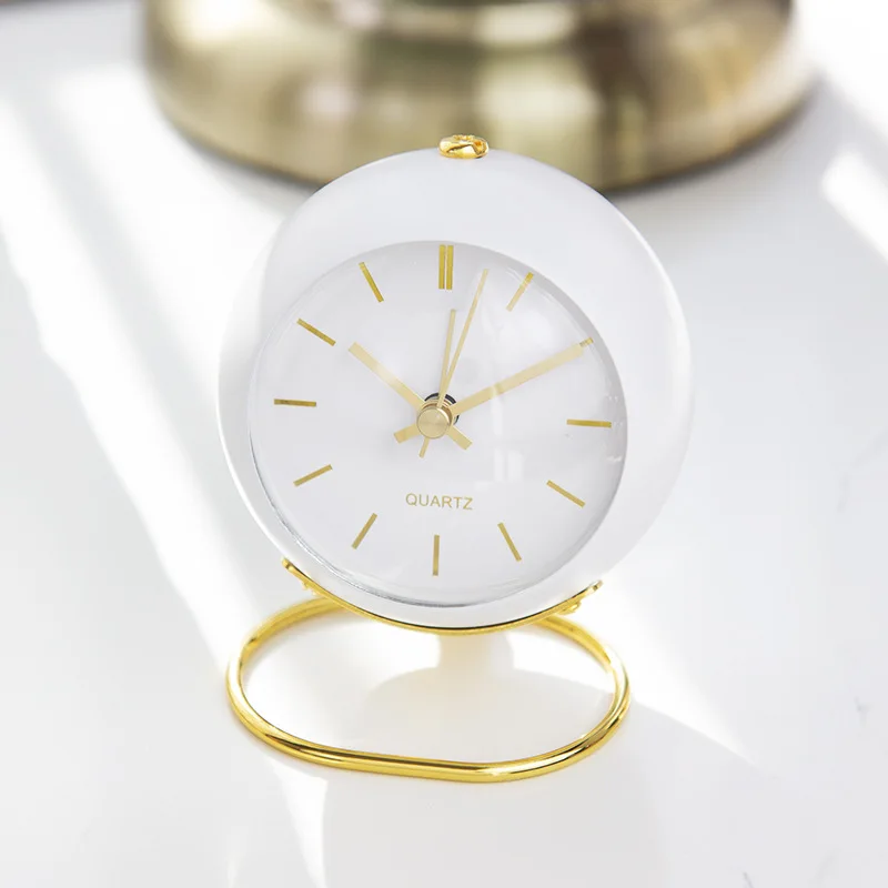 3.5inch New Simple Alarm Clock Desktop Bedside Student Electronic Table Clock Mute Night Light Pointer Clock (without Battery)