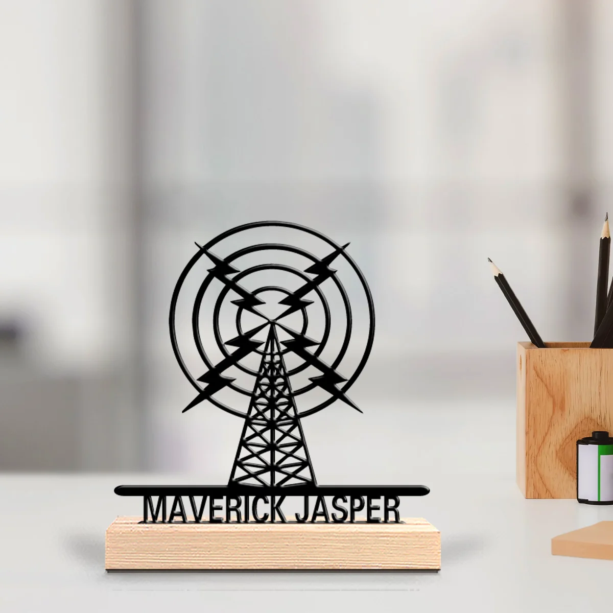 1 قطعة برج إشارة مخصص على الموضة تماثيل معدنية فنية معدنية مع قاعدة خشبية مناسبة للعمال والمكاتب وغرف النوم ، l #2