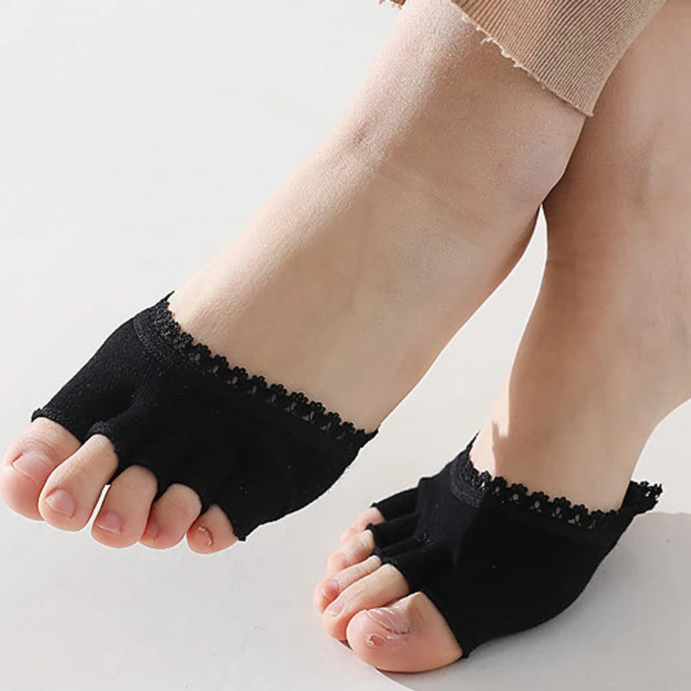 1 Pair Half Palm Breathable Non-Slip Sweat Absorbing Toe Separator Elasticity Five Finger Socks Pads Bunion Foot Care Insoles