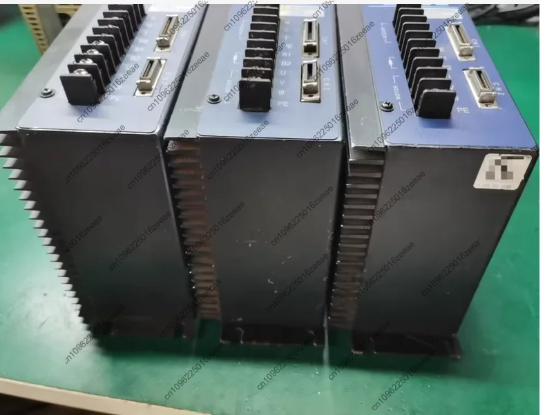 1pcs driver MG-1000C30L, testado OK