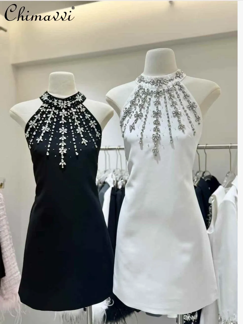 

2026 Summer Luxury Style Black Heavy Beading Halter Dress Women's Fashion Sleeveless Silm Elegant Short Banquet Party Dress