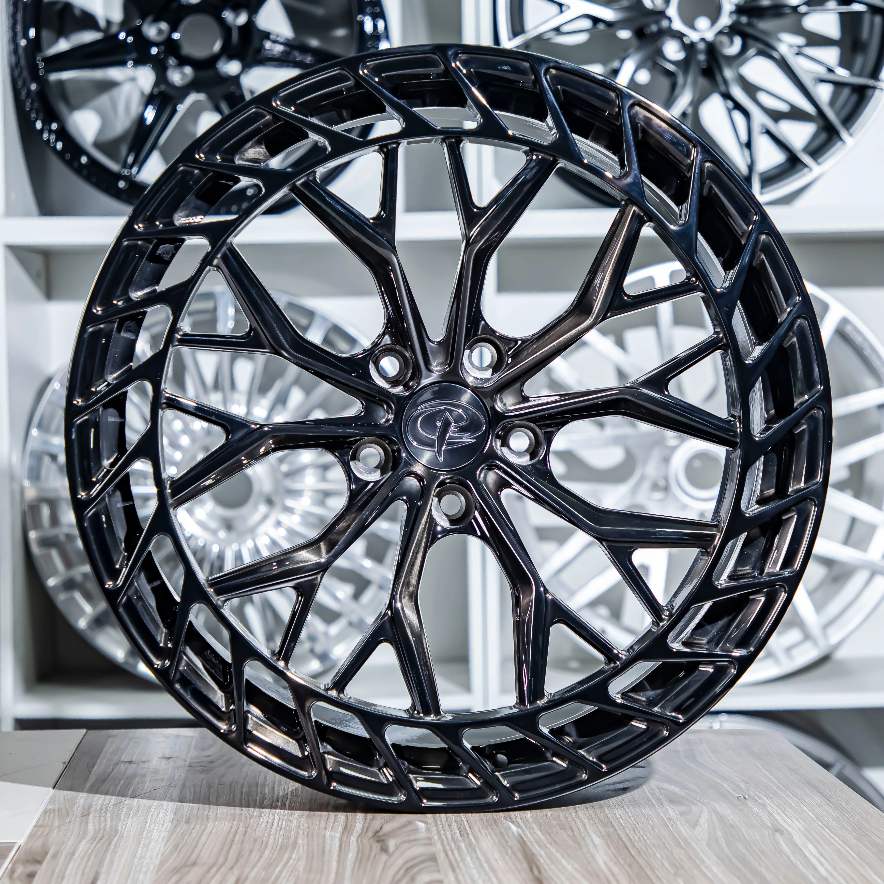 

Кованые диски Custom Rims Mono Block с многоспицевым дизайном 5*112, матово-черные, для легковых автомобилей BMW X5
