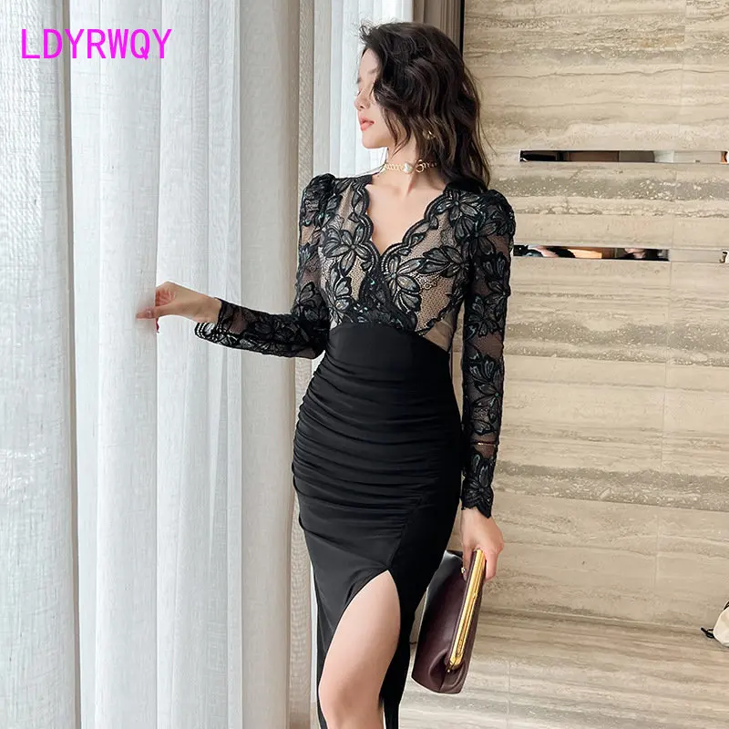 

2022 autumn outfit new women's temperament V-neck lace stitching slim bag hip dress Polyester Slim