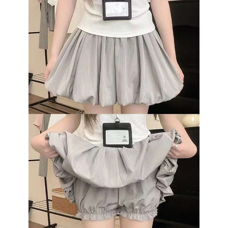 Graue Blütenknospen-Rockhose für Damen, sommerliche dünne, lockere Passform, zierlicher kurzer Rock zum Abnehmen für Damen, bauschiger Halbrock mit Anti-Exposition