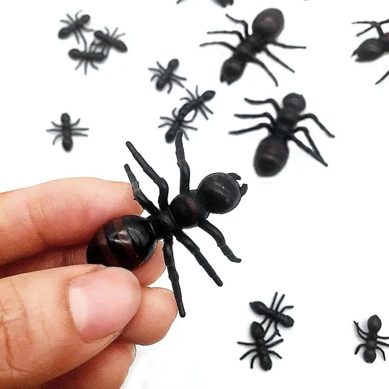 Mainan semut tiruan mainan lelucon pesta Halloween simulasi semut plastik Mini Ant mainan lelucon serangga lucu mainan semut serangga untuk anak-anak